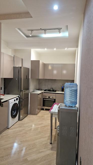 Квартиры: MAKLER NARAHAT ETMƏSİN ! 28 may metro çıxışında 3 otaqlı. 2 balkon 2 — 10