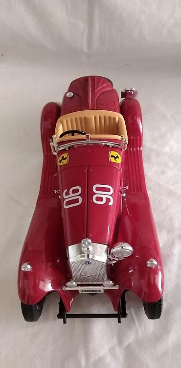 Umetnost i kolekcionarstvo: Burago Alfa Romeo 2300 Spider 1932. god. Italy, fali staklo i d. far — 2