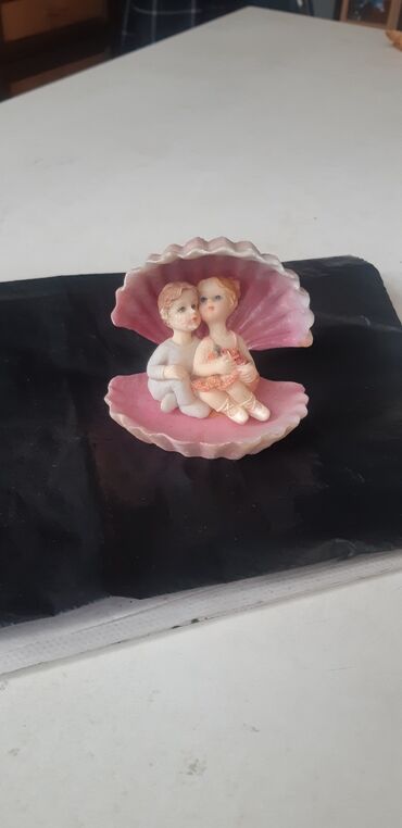 Heykəlciklər: Statuetkalar satilir,ayri-ayri.qiymeti raziliq yolu ile — 7