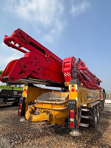 Бетононасосы: Бетононасос, Mercedes-Benz — 41