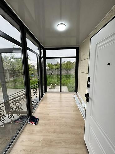 Продажа коттеджей и домов: 🏡 Срочная продажа 2-этажного дома в ж/м Ак-Орго, Бишкек! ✨ 177 м² | 5 — 10