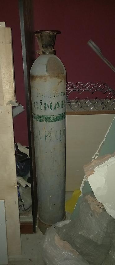solon maları: Məhsul: Sənaye tipli qaz balonu Təsvir: - Hündür, qalın divarlı metal — 3