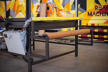 Вакуумно-формовочные станки: Мембранно-вакуумный пресс для шпонирования и фасадов Идеальное — 8