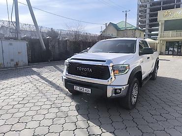 буксиры: Toyota Тундра: 2017 г., 5.7 л, Автомат, Бензин, Пикап — 4