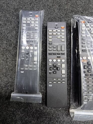 Pojačala i prijemnici: Yamaha Rav 463 Nov daljinski bez baterije — 2