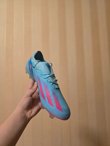 подкрадули для мужчин: Məhsul: Futbol bütso (krampon) - Brend/model: Adidas X Speedflow