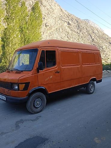 Продажа авто: Mercedes-Benz T1: 1987 г., 2.9 л, Механика, Дизель, Фургон — 2