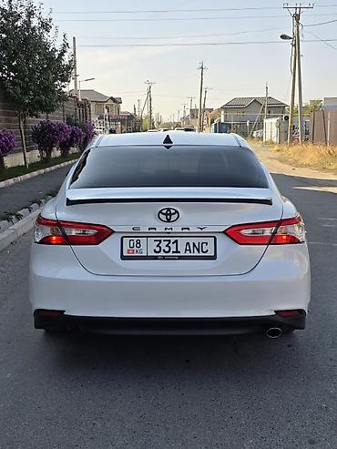 надпись камри: Toyota Camry: 2017 г., 2.5 л, Автомат, Бензин, Седан — 4