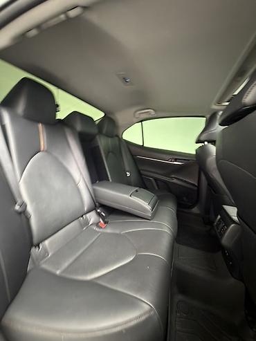 газел 2: Toyota Camry: 2018 г., Гибрид, Седан — 8