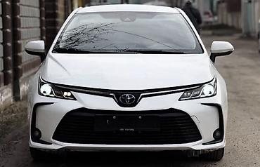 кузов на фит: Toyota Corolla: 2021 г., 1.8 л, Вариатор, Гибрид, Седан — 1