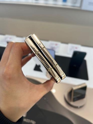 Мобильные телефоны и аксессуары: Qatlana bilən premium smartfon - Böyük daxili qatlanan ekran: planşet — 6