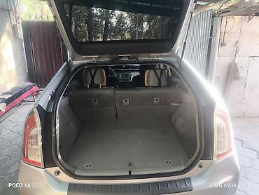 ярис цена: Toyota Prius: 2012 г., 1.8 л, Вариатор, Гибрид, Хэтчбэк — 4