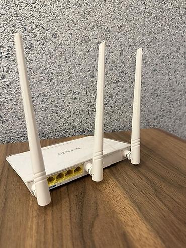 modem tenda: Tenda Wi‑Fi router Xüsusiyyətlər: - 3 ədəd xarici antena – geniş — 2