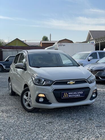 Chevrolet: Chevrolet Spark: 2016 г., 1 л, Вариатор, Бензин, Хетчбек