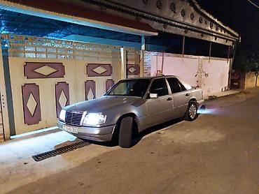 w203 mercedes: Mercedes-Benz W124: 2 l | 1994 il Sedan — 2
