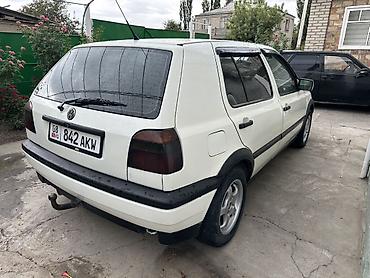 кочкор авто: Volkswagen Golf: 1992 г., 1.8 л, Кол менен иштөөчү, Бензин, Хетчбек — 5