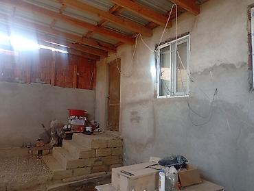 Həyət evləri və villalar: 1.5 sot içində ev və 1 sot torpaq ərazi olan ev satılır təcili sənəd — 1