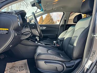 Kia: Kia K3: 2019 г., 1.6 л, Автомат, Бензин, Седан — 4