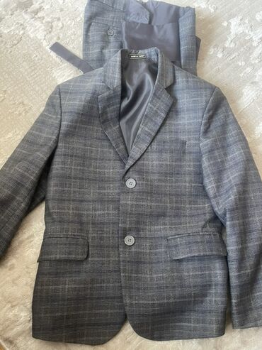 Məktəbli forması: Məktəbli forması, Oğlan üçün, 14 - 16 yaş, Yeni -da lalafo.az — 2 Məktəbli forması: Məktəbli forması, Oğlan üçün, 14 - 16 yaş, Yeni — 2