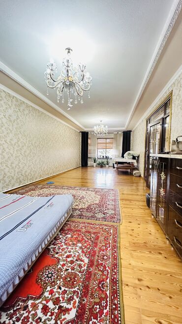 Продажа домов: Дом, 200 м², 5 комнат, Агентство недвижимости — 9