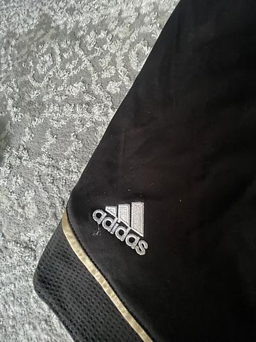 Шорты футбольные Adidas AC Milan - Модель: игровые/тренировочные at lalafo.kg Шорты футбольные Adidas AC Milan - Модель: игровые/тренировочные