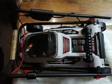 Kosilice i trimeri: Kosačica,trimer i duvaljka Cena 170 evra NOVO Radi na punjive baterije — 2