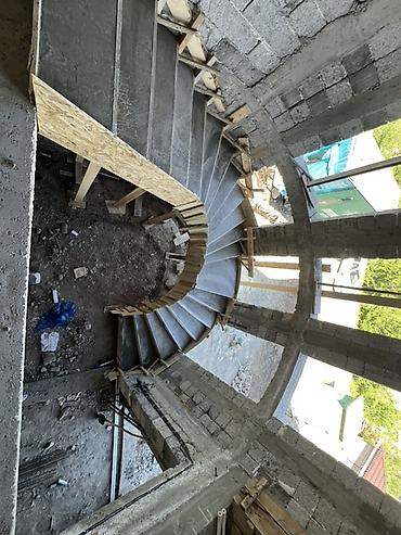 plant beton: Бетонная лестница Для дома, Форма лестницы: Винтовая — 5