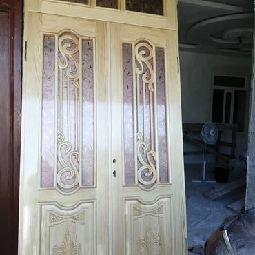 Qapıların təmiri: Mebel, pilləkanı və qapıları sifarişlə yığıb yerində quraşdırirıq — 22