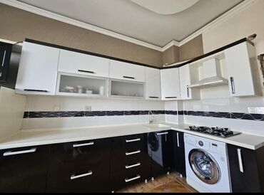 sumqayitda islenmis metbex mebeli: *ZB* *MƏTBƏX MEBELİ* Qiymət *600 AZN* ölçü *5.20* uzerinde *aspirator*