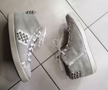 patike za boks adidas: 40