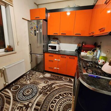 Uzunmüddətli kirayə mənzillər: Yasamal rayonu Asan xidmətin arxasında,Mida Yasayiş Kompleksinde, 9 — 4