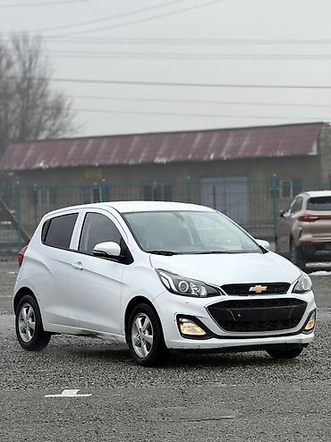 Chevrolet: Chevrolet Spark: 2019 г., 1 л, Автомат, Бензин, Хэтчбэк — 4
