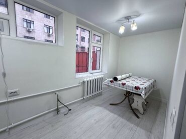 Долгосрочная аренда домов: 80 м², 3 комнаты, Бронированные двери, Евроремонт, Забор, огорожен — 7