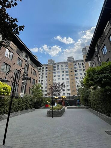 Сдан, Элитка, 2 комнаты, 65 м²