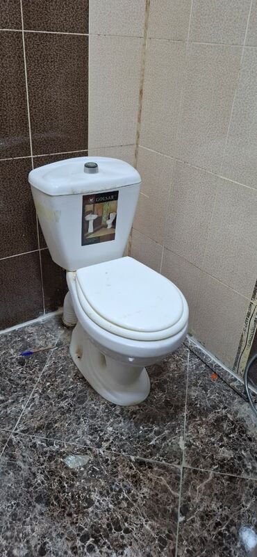 Hamam üçün aksessuarlar: Unitaz. unvan Xirdalan