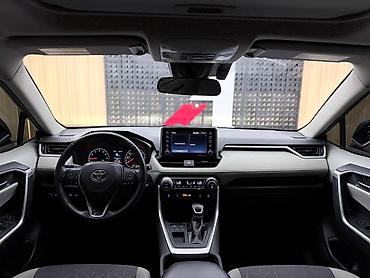 Toyota: Toyota RAV4: 2019 г., 2.5 л, Автомат, Бензин, Кроссовер — 7