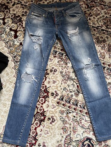 джинсы из: Мом