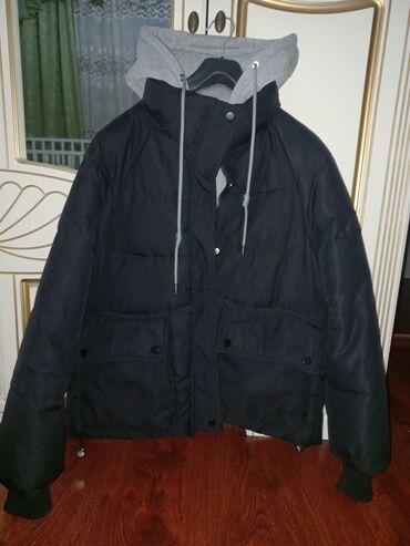 пуховик куртку: Пуховик, Короткая модель, С капюшоном, Оверсайз, Ультралегкий