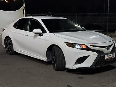 авто стенд: Toyota Camry: 2020 г., Автомат, Бензин, Седан — 2