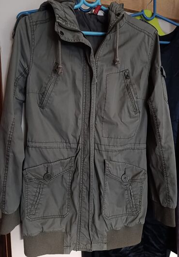 jacket zara: H&M odlicna jakna M
za jesen/prolece