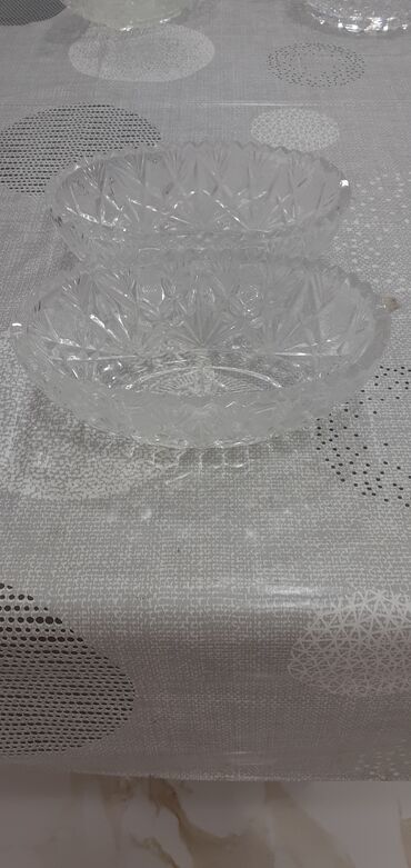 Meyvə qabları: 2 ədəd oval formada meyvə qabı + 3 ədəd lodka formada . Hər biri 5azn — 12