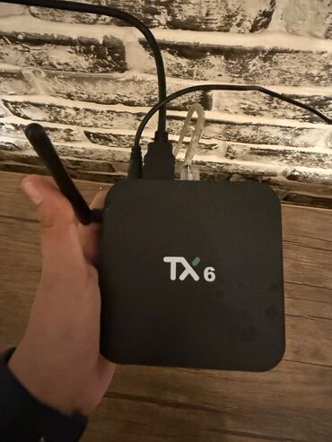 tv wifi qosmaq: Tv box pullu kanallar futbollar hamisi icine yazilib iki ededdir