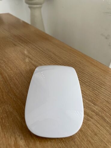 зарядка для ноутбук: Продаю Apple Mouse недавно покупал новый есть зарядка и коробка для