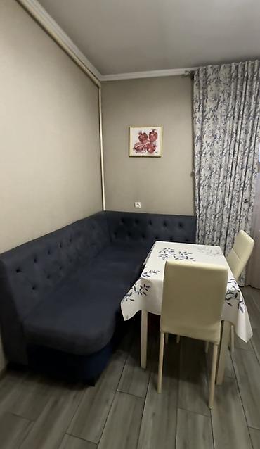 Продажа полдома: 🏡 Продается дом в центре города! 📍 Пересечение улиц Ахунбаева — Байтик — 2