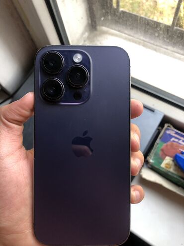 айфон золотой: IPhone 14 Pro, Колдонулган, 256 ГБ, Deep Purple, Коргоочу айнек, Каптама, 81 %