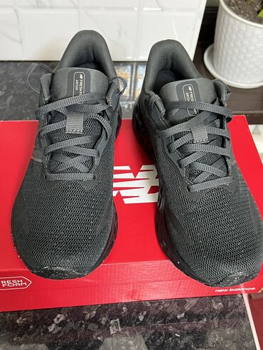 Кроссовки и спортивная обувь: Продаю Кроссовку New Balance Fresh Foam Arishi v4 Gore-Tex(оригинал)
