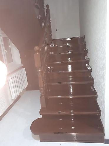 Деревянные лестницы: Деревянная лестница Для дома, Форма лестницы: Много-маршевая, Стиль: Классический — 34