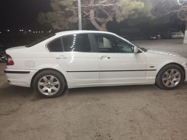 Yağlar və avtokimyəvi maddələr: BMW 3 Series sedan (E46 kuzov), ağ rəng. - Kuzov: 4 qapılı sedan, ağ