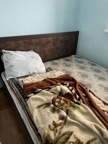4 спальни: Спальный гарнитур, Двуспальная кровать, Шкаф, Комод, цвет - Черный