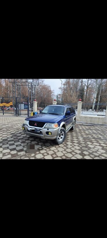 машина инфинити: Mitsubishi Montero: 2001 г., 3 л, Автомат, Газ, Внедорожник